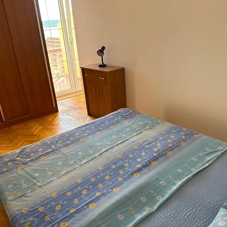 4 Persons - Direct By The Sea, 1st Floor Lägenhet *
