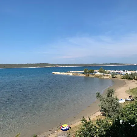 Διαμέρισμα 4 Persons - Direct By The Sea, 1st Floor Ljubač